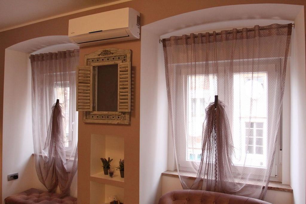 Apartment Mala Tajna Rijeka Ngoại thất bức ảnh